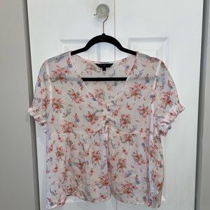 🖤 Floral Blouse with Ruched Front​ 🖤​